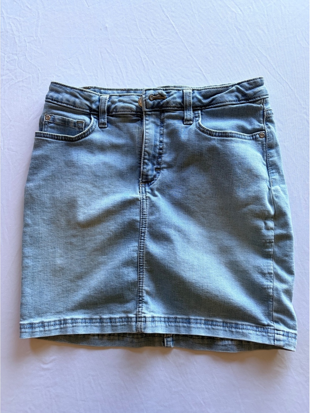 Lee Womens Skort Size 8M Denim Light Wash Regular Fit Mid Rise Stretch Shorts